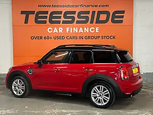 Used 2019 MINI Countryman Exclusive Red - Interior and Exterior details 7