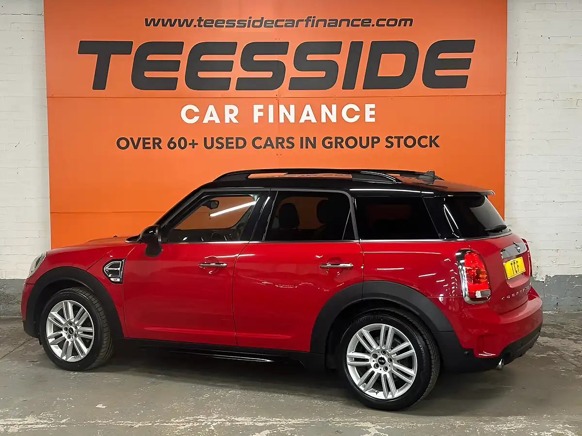 Used 2019 MINI Countryman Exclusive Red - Interior and Exterior details 7