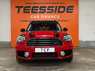 Used 2019 MINI Countryman Exclusive Red - Interior and Exterior details 9
