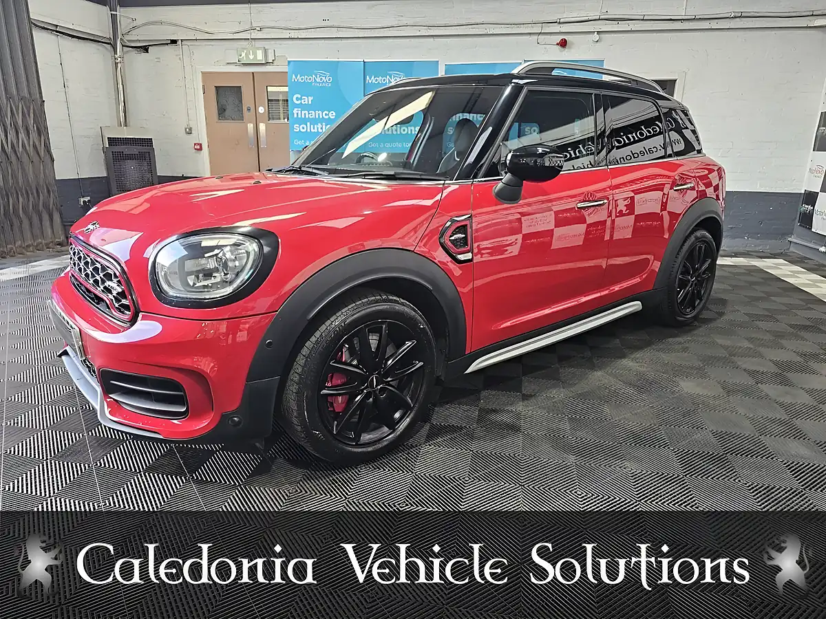Used 2019 MINI Countryman John Cooper Works Chili Red - Interior and Exterior details 17