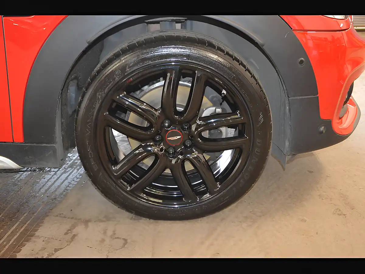 Used 2019 MINI Countryman Sport Chili Red - Interior and Exterior details 12