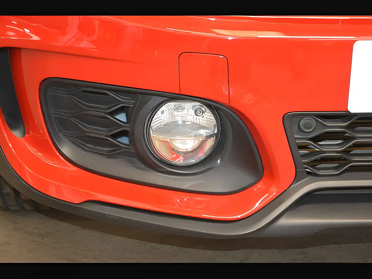Used 2019 MINI Countryman Sport Chili Red - Interior and Exterior details 13