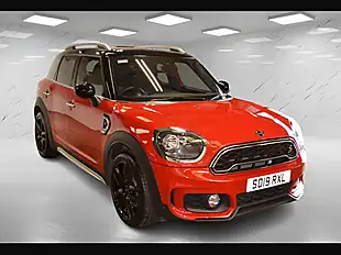 Used 2019 MINI Countryman Sport Chili Red - Interior and Exterior details 4