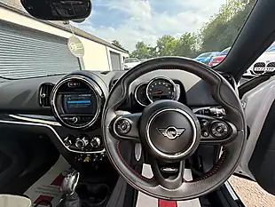 Used 2019 MINI Countryman Sport White - Interior and Exterior details 13