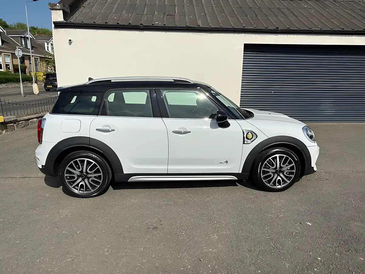 Used 2019 MINI Countryman Sport White - Interior and Exterior details 2
