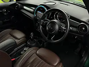Used 2019 MINI Hatch 60 Years Edition Green - Interior and Exterior details 11