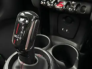 Used 2019 MINI Hatch 60 Years Edition Green - Interior and Exterior details 16