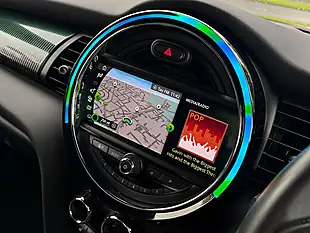 Used 2019 MINI Hatch 60 Years Edition Green - Interior and Exterior details 17