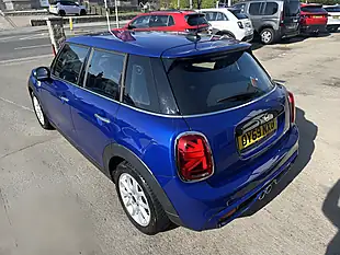 Used 2019 MINI Hatch Classic Starlight Blue - Interior and Exterior details 15