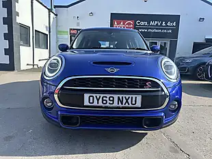 Used 2019 MINI Hatch Classic Starlight Blue - Interior and Exterior details 6