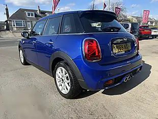 Used 2019 MINI Hatch Classic Starlight Blue - Interior and Exterior details 7