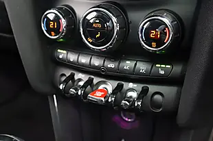 Used 2019 MINI Hatch Cooper Classic Black - Interior and Exterior details 14