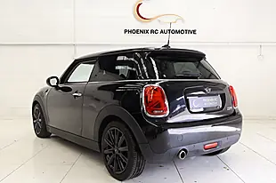 Used 2019 MINI Hatch Cooper Classic Black - Interior and Exterior details 3