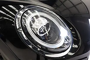 Used 2019 MINI Hatch Cooper Classic Black - Interior and Exterior details 5