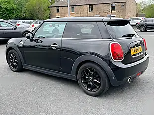 Used 2019 MINI Hatch Cooper Classic Black - Interior and Exterior details 10