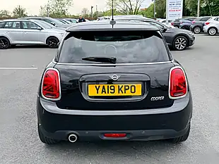 Used 2019 MINI Hatch Cooper Classic Black - Interior and Exterior details 5