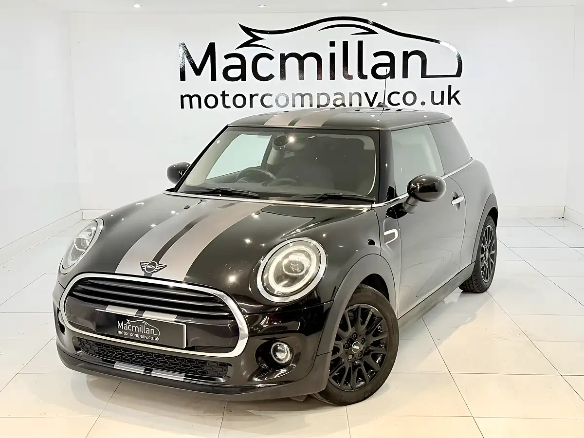 Used 2019 MINI Hatch Cooper Classic Black - Interior and Exterior details 5