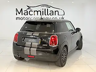 Used 2019 MINI Hatch Cooper Classic Black - Interior and Exterior details 8