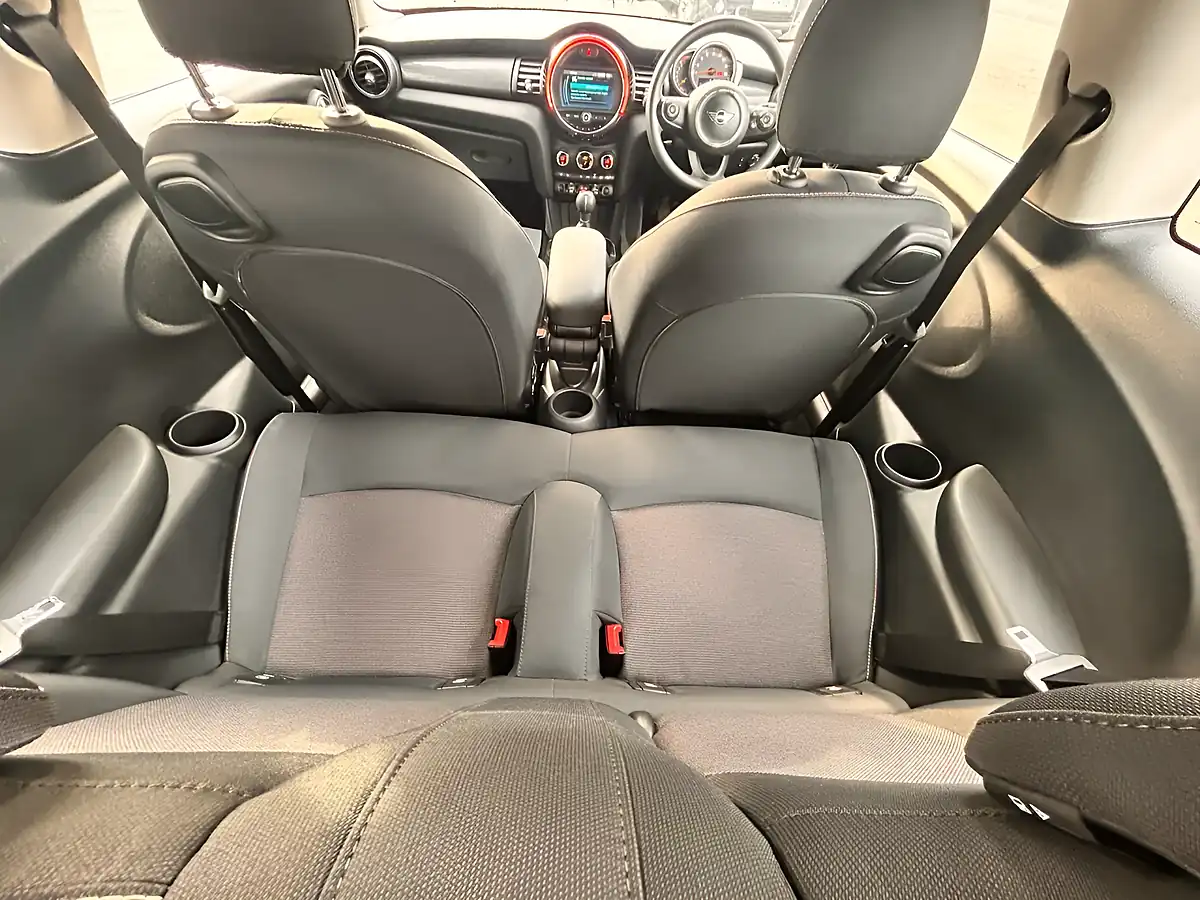 Used 2019 MINI Hatch Cooper Classic Blue - Interior and Exterior details 14