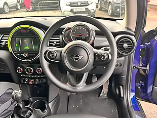 Used 2019 MINI Hatch Cooper Classic Blue - Interior and Exterior details 6