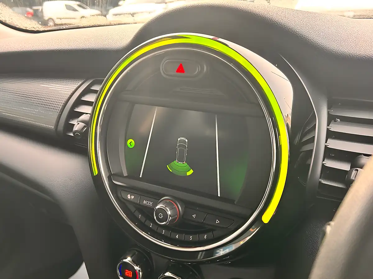 Used 2019 MINI Hatch Cooper Classic Blue - Interior and Exterior details 8