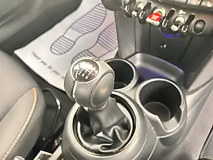 Used 2019 MINI Hatch Cooper Classic Blue - Interior and Exterior details 9