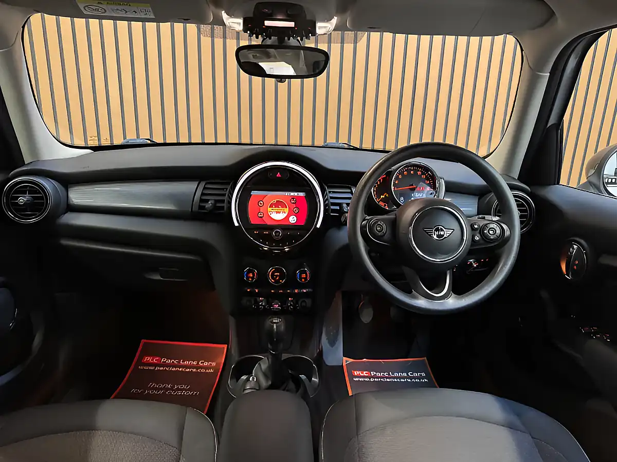 Used 2019 MINI Hatch Cooper Classic Silver - Interior and Exterior details 14