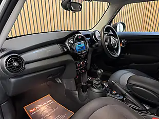 Used 2019 MINI Hatch Cooper Classic Silver - Interior and Exterior details 15