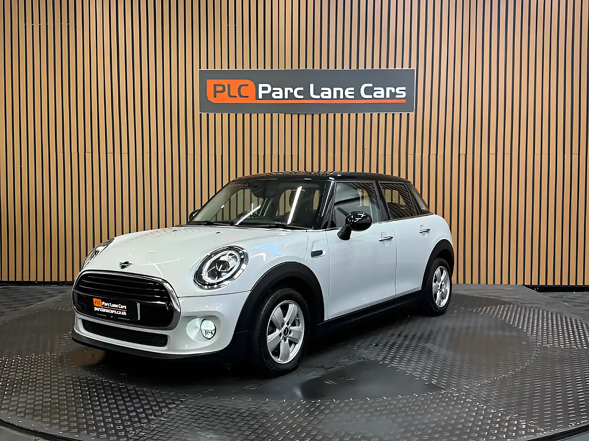 Used 2019 MINI Hatch Cooper Classic Silver - Interior and Exterior details 7