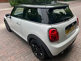 Used 2019 MINI Hatch Cooper Classic Silver - Interior and Exterior details 6