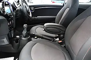 Used 2019 MINI Hatch Cooper Classic Silver - Interior and Exterior details 13