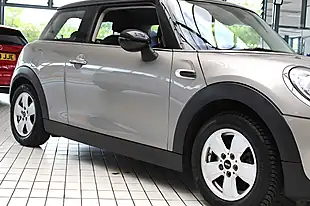Used 2019 MINI Hatch Cooper Classic Silver - Interior and Exterior details 9