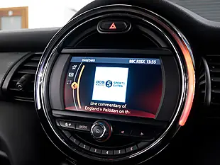 Used 2019 MINI Hatch Cooper Classic Silver - Interior and Exterior details 14
