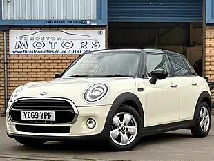 Used 2019 MINI Hatch Cooper Classic White - Interior and Exterior details 2