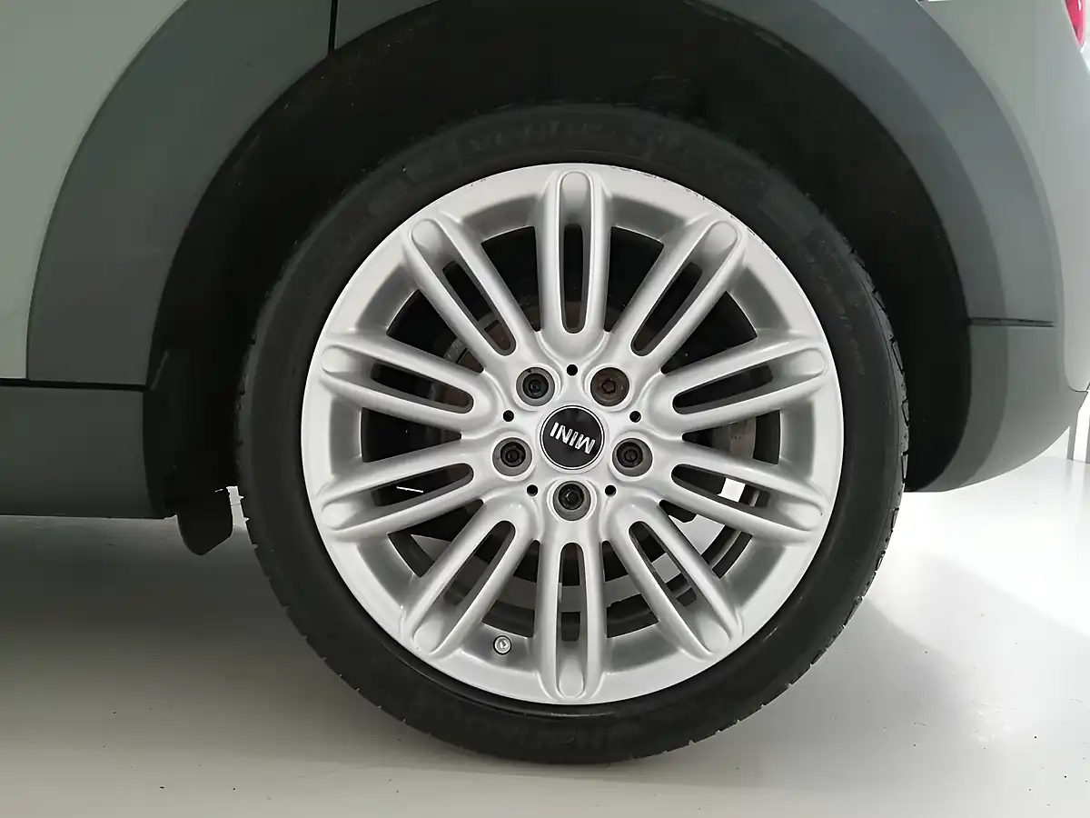 Used 2019 MINI Hatch Cooper Grey - Interior and Exterior details 19