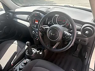 Used 2019 MINI Hatch Cooper Ii 5dr White - Interior and Exterior details 9