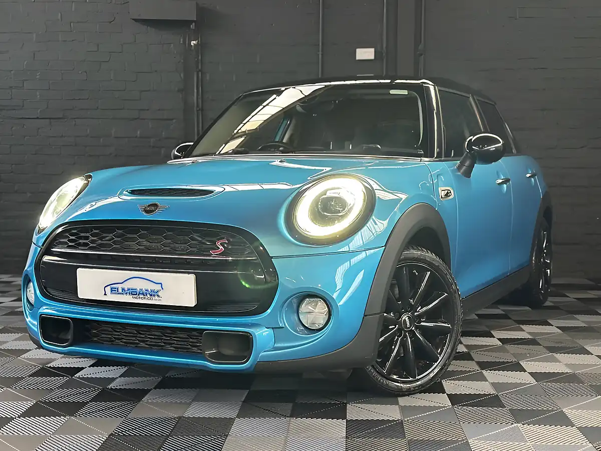 Used 2019 MINI Hatch Cooper S Classic Electric Blue - Front View