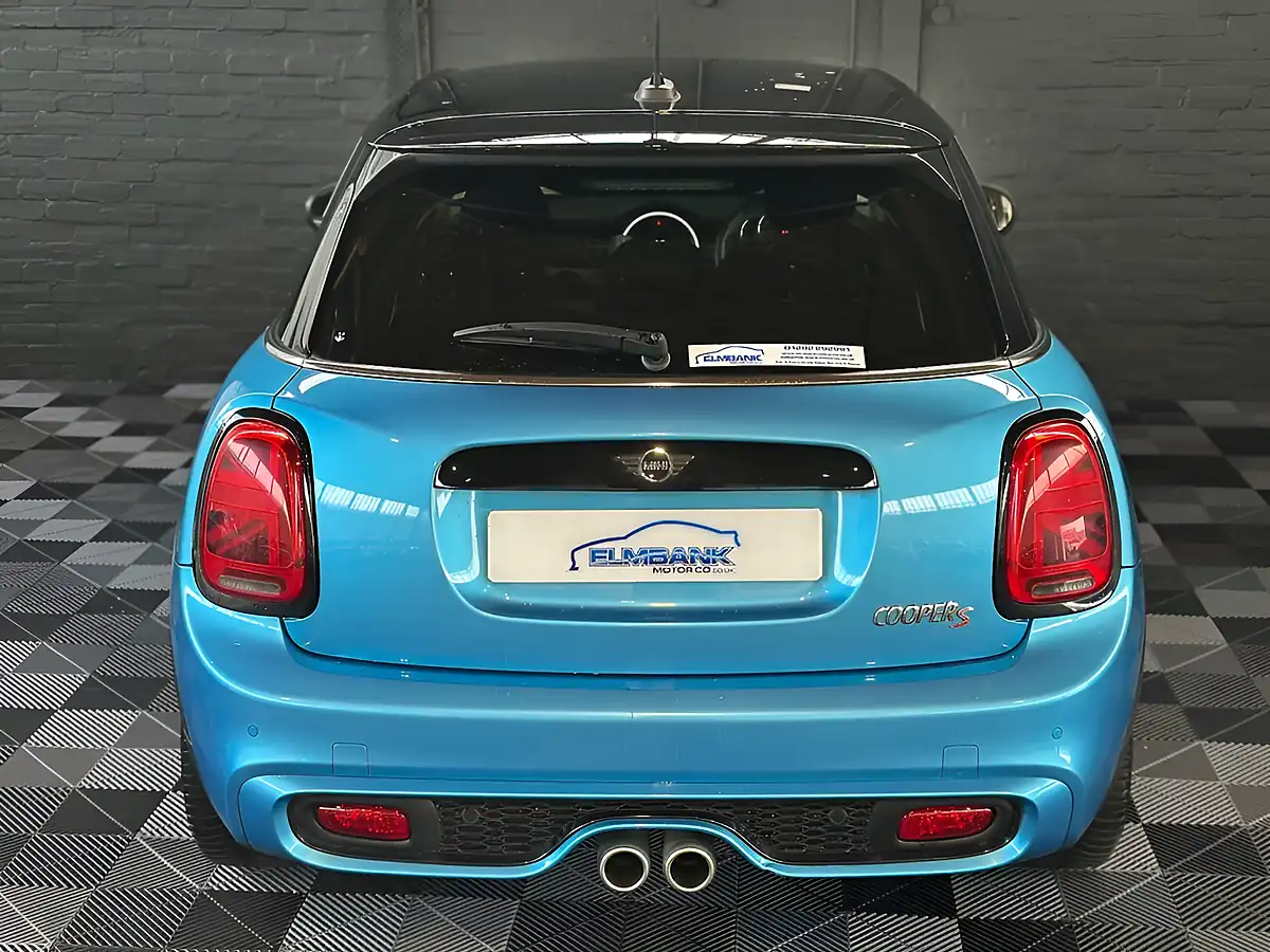 Used 2019 MINI Hatch Cooper S Classic Electric Blue - Interior and Exterior details 11
