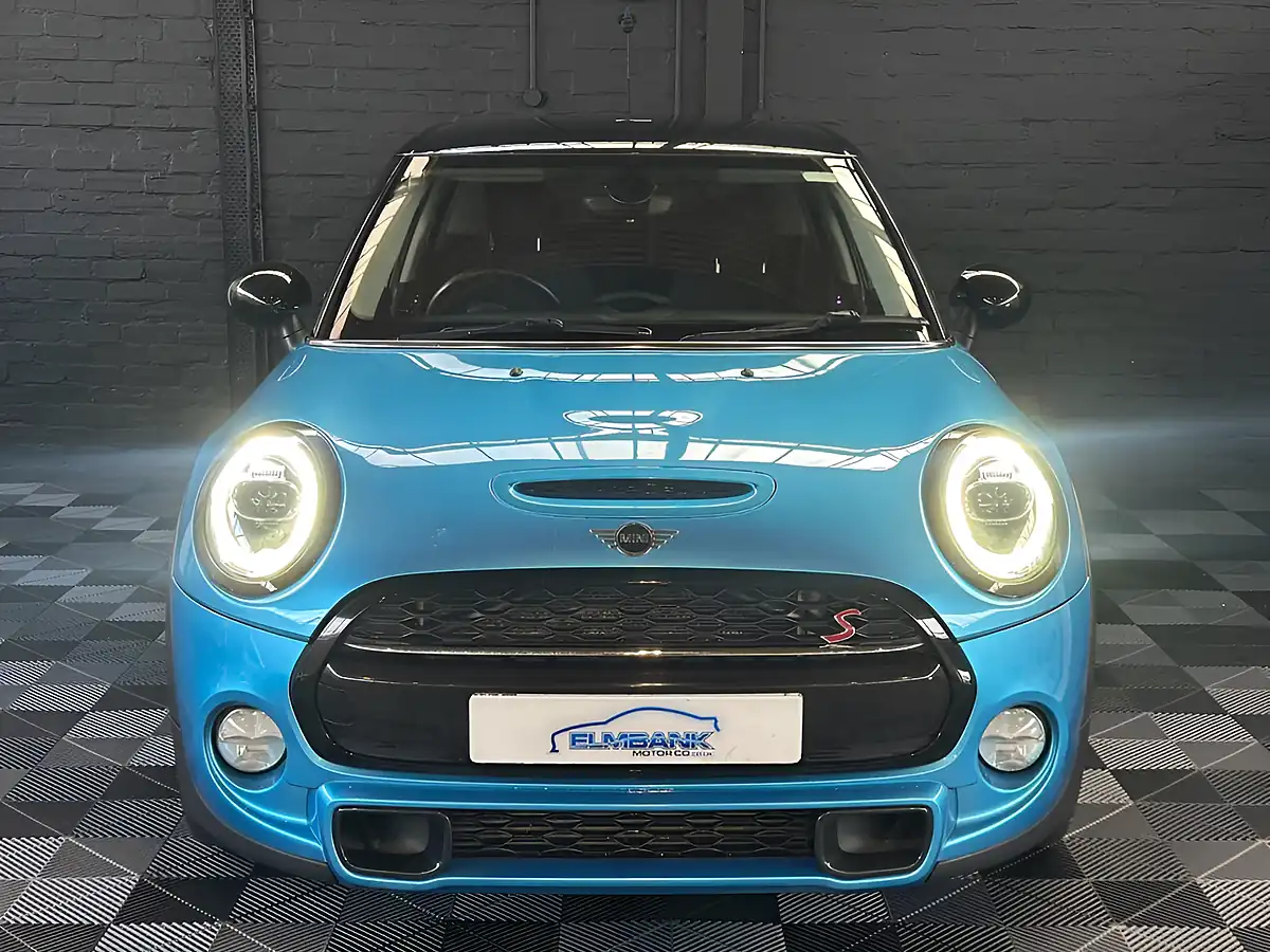 Used 2019 MINI Hatch Cooper S Classic Electric Blue - Interior and Exterior details 14