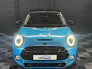 Used 2019 MINI Hatch Cooper S Classic Electric Blue - Interior and Exterior details 15