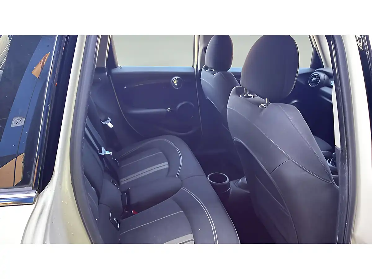 Used 2019 MINI Hatch Cooper S Classic Pepper White - Interior and Exterior details 7
