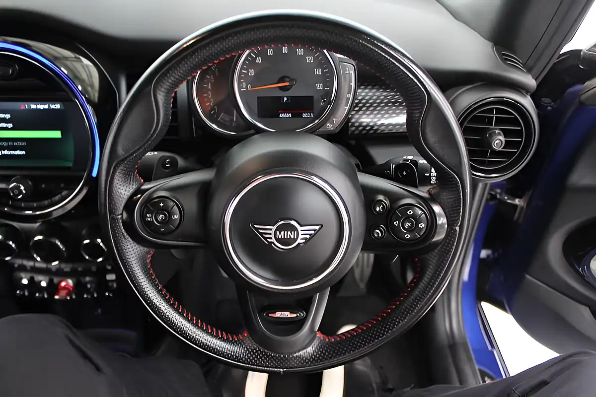 Used 2019 MINI Hatch Cooper S Sport Blue - Interior and Exterior details 13