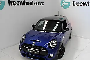Used 2019 MINI Hatch Cooper S Sport Blue - Interior and Exterior details 5