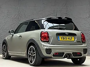 Used 2019 MINI Hatch Cooper S Sport Grey - Interior and Exterior details 14