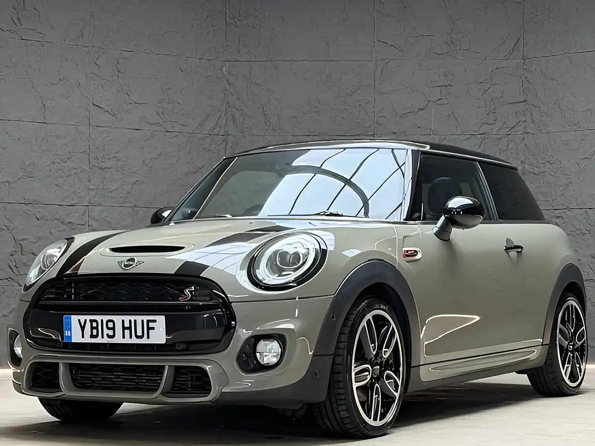 Used 2019 MINI Hatch Cooper S Sport Grey - Interior and Exterior details 5