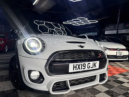 2019 MINI Hatch Cooper S Sport