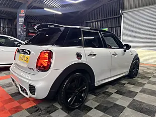 Used 2019 MINI Hatch Cooper S Sport Silver - Interior and Exterior details 11