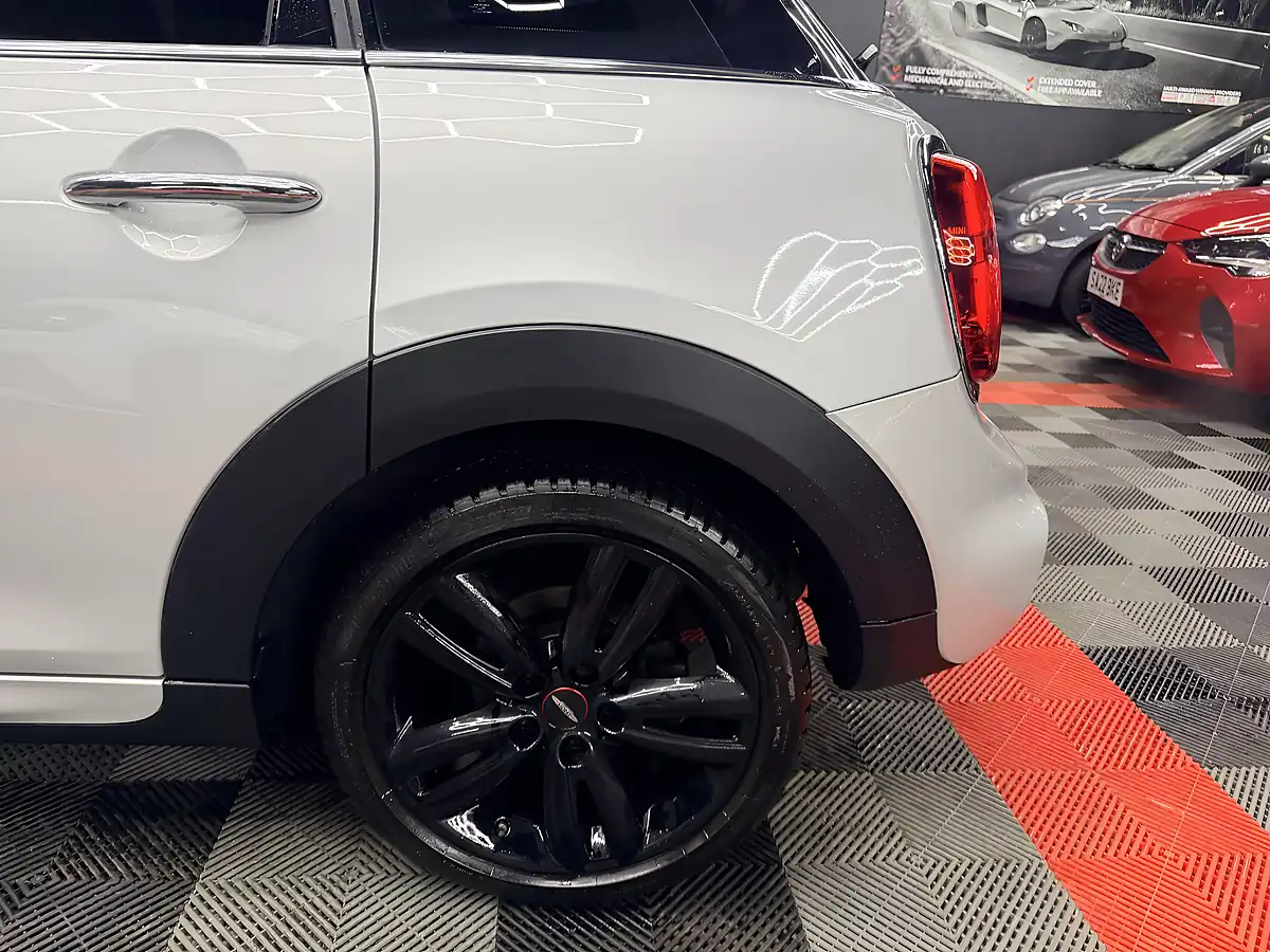 Used 2019 MINI Hatch Cooper S Sport Silver - Interior and Exterior details 15