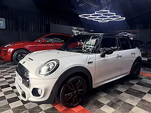 Used 2019 MINI Hatch Cooper S Sport Silver - Interior and Exterior details 4