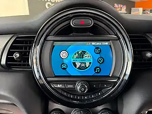 Used 2019 MINI Hatch Cooper Sport British Racing Green - Interior and Exterior details 13